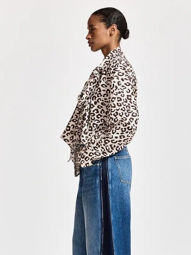 ESSENTIEL ANTWERP - BLOUSE - Bruin