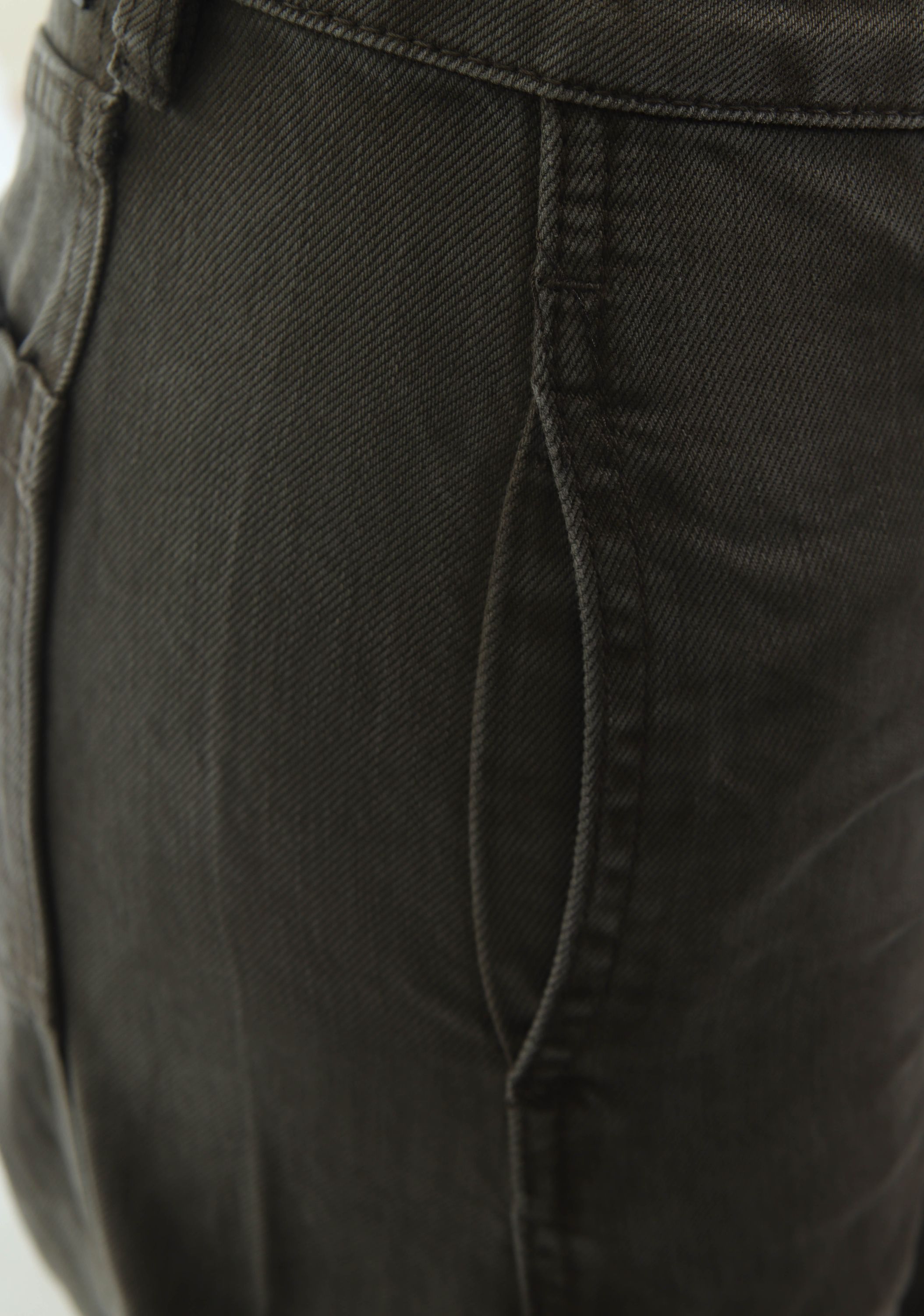 HAUTE L'AMITIÉ - BROEK - Bruin
