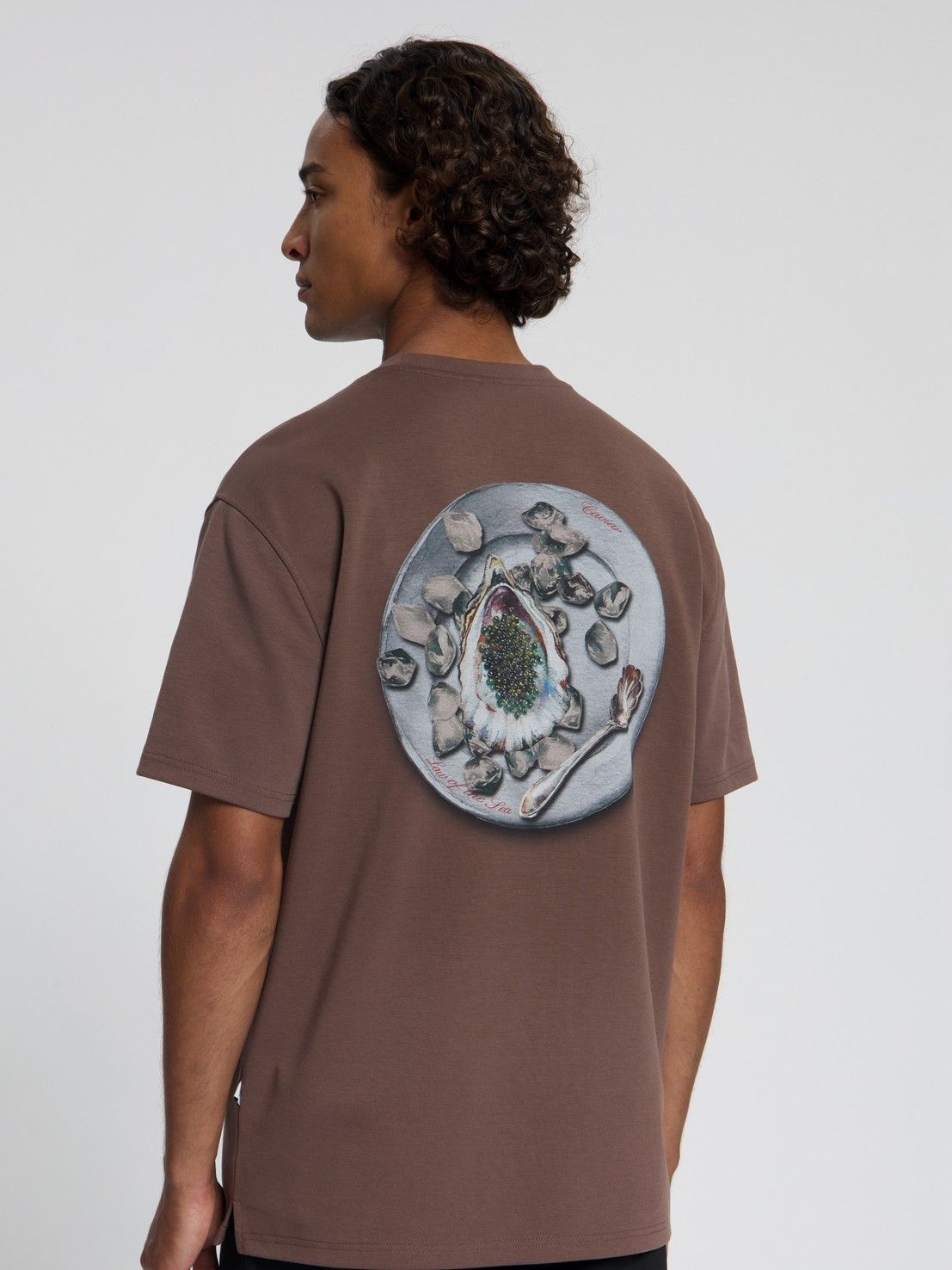 LAW OF THE SEA - TSHIRT - Bruin