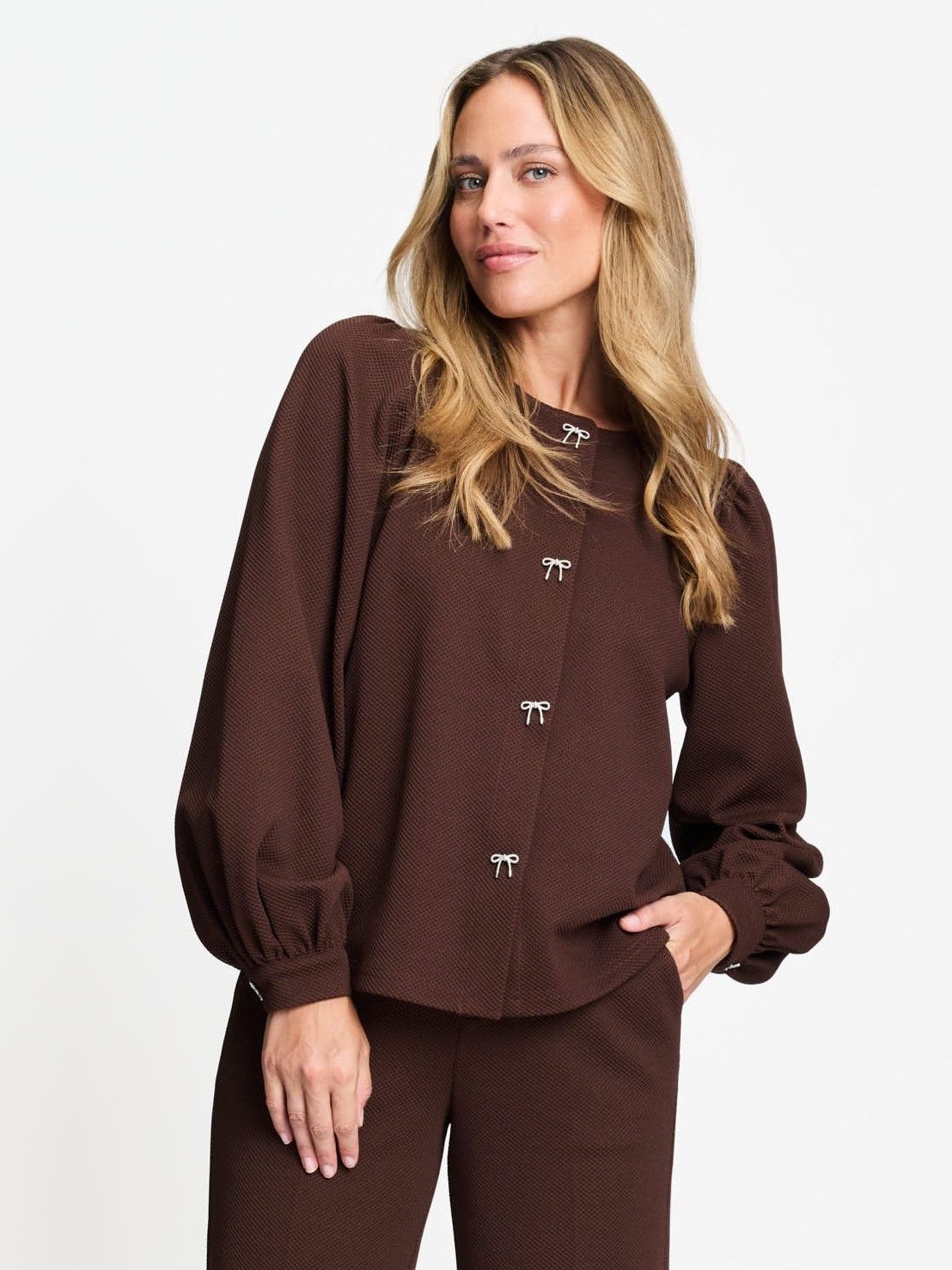 POM AMSTERDAM - BLOUSE - Bruin