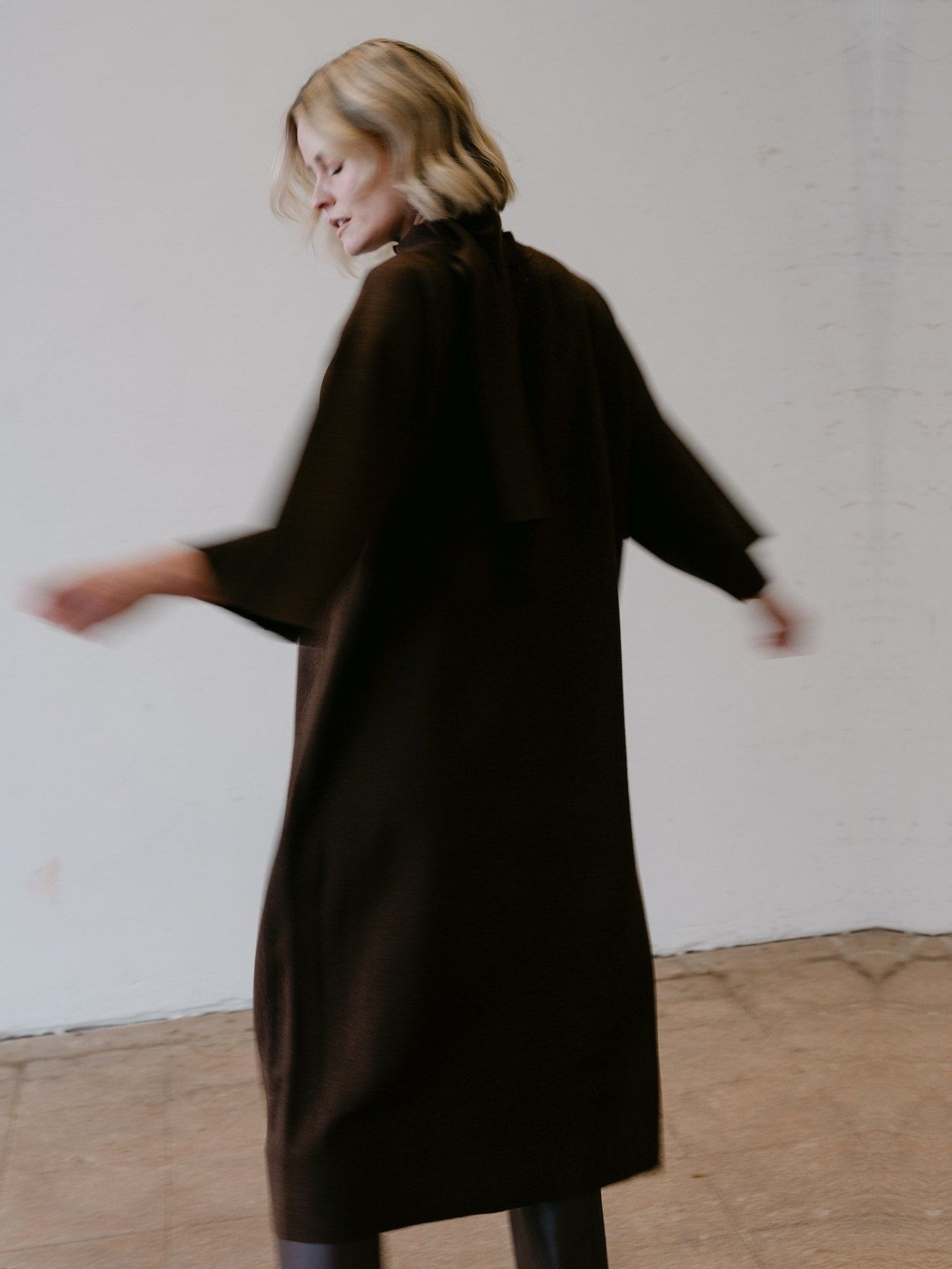 AIMEE THE LABEL - JURK - Bruin