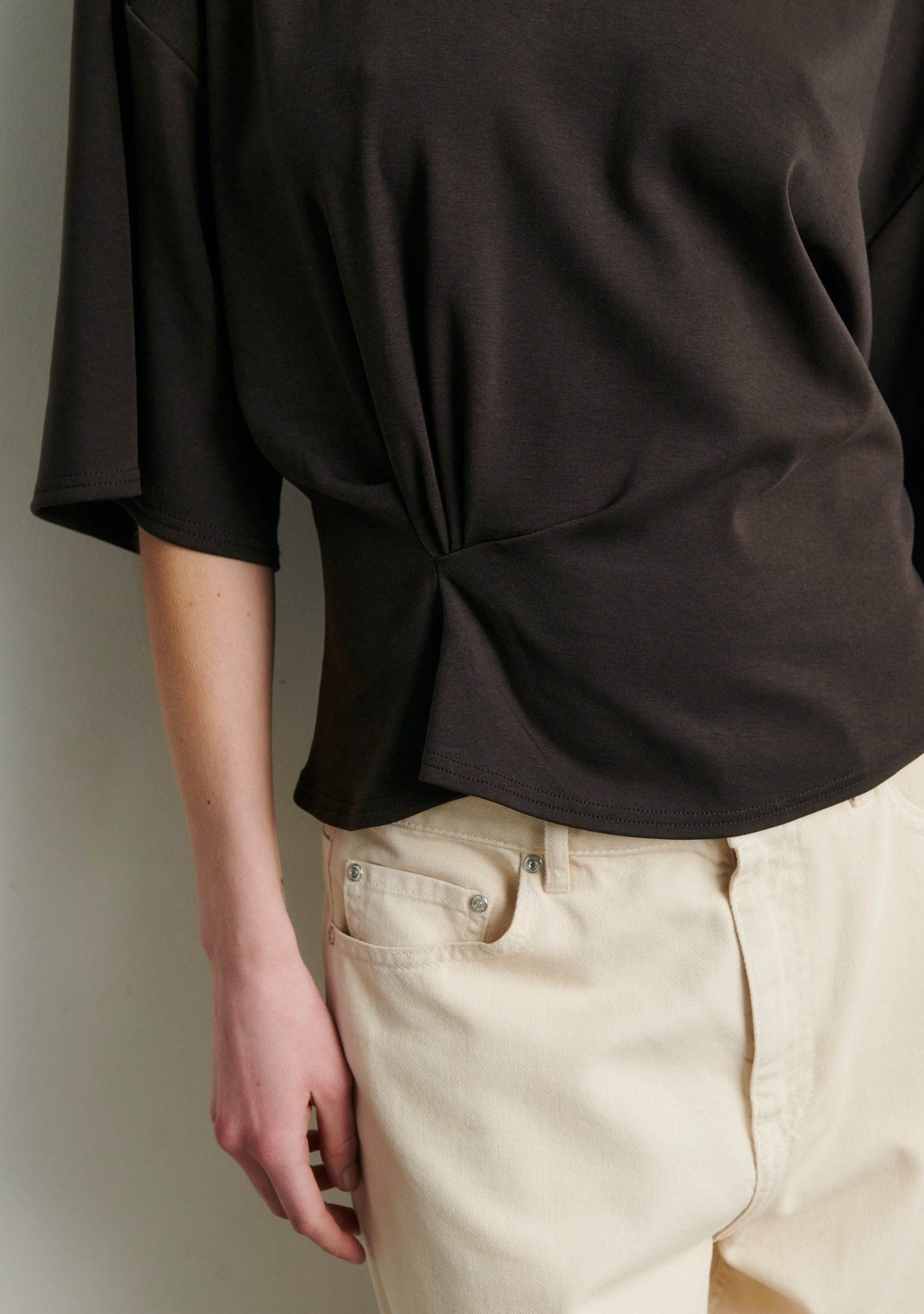 SECOND FEMALE - SHIRT - Bruin
