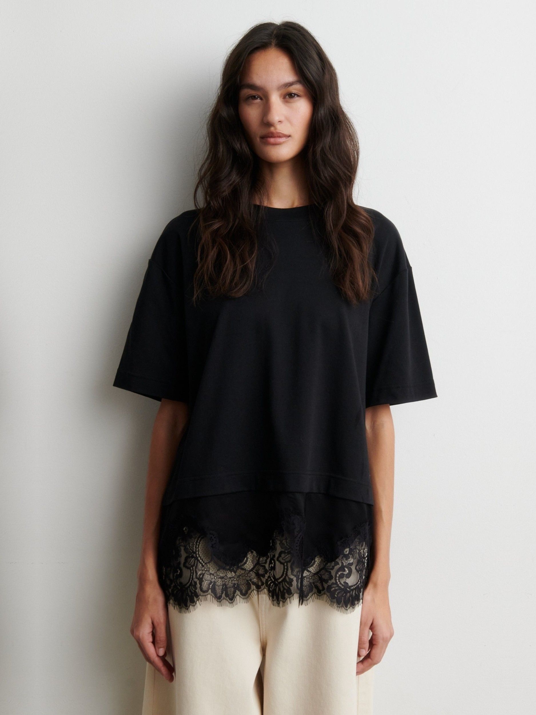 SECOND FEMALE - SHIRT - Zwart