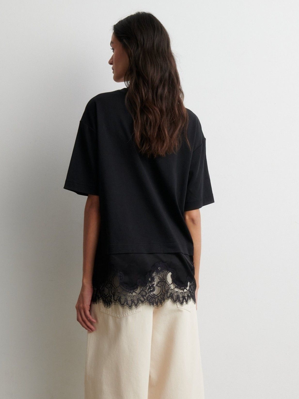 SECOND FEMALE - SHIRT - Zwart