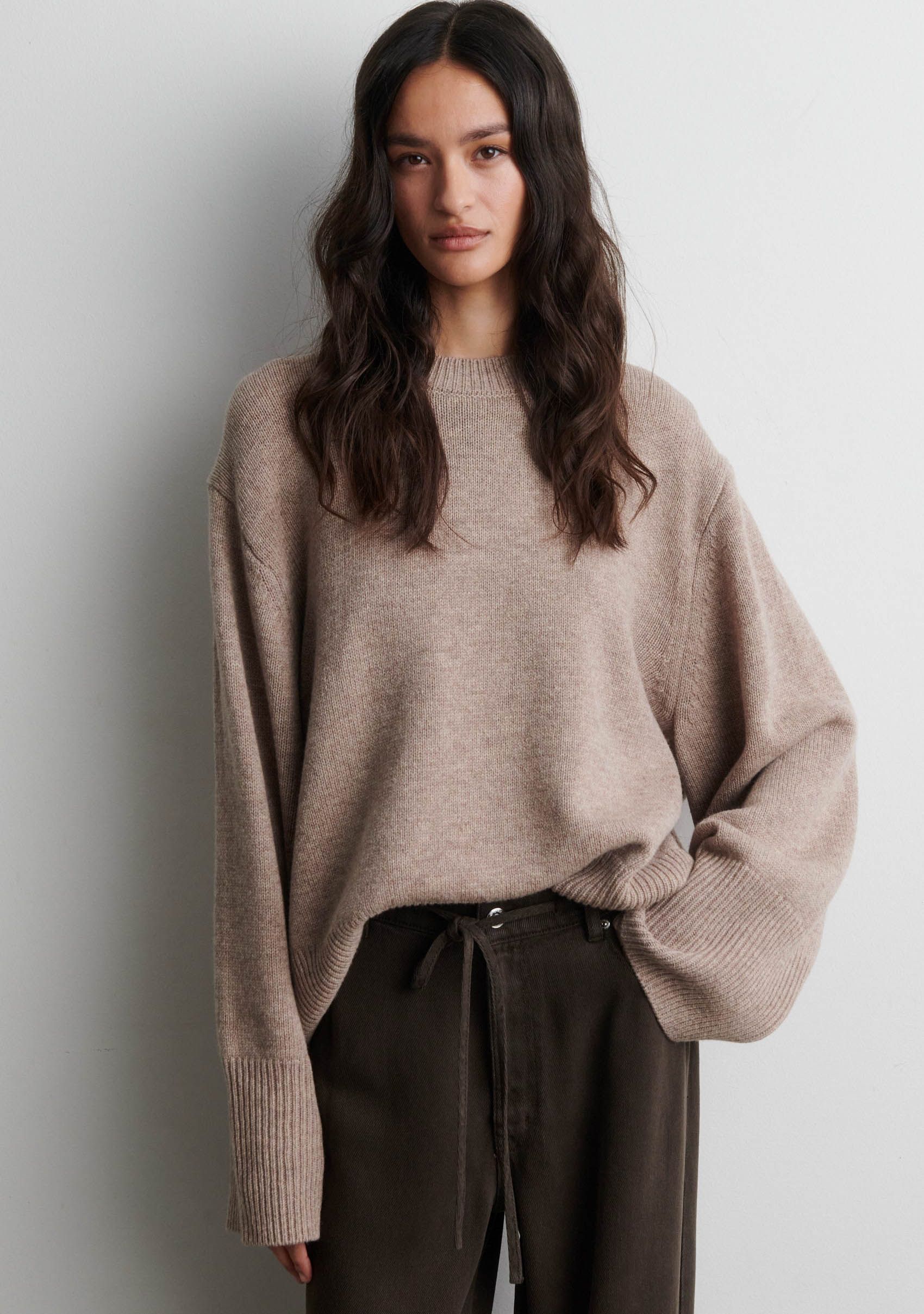SECOND FEMALE - TRUI - Beige