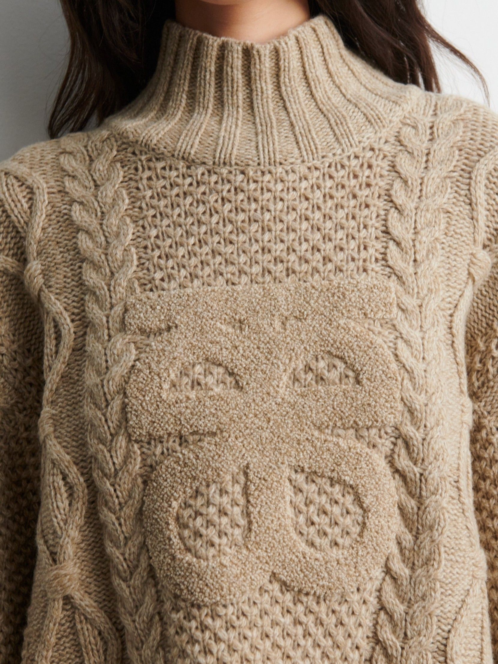 SECOND FEMALE - TRUI - Beige