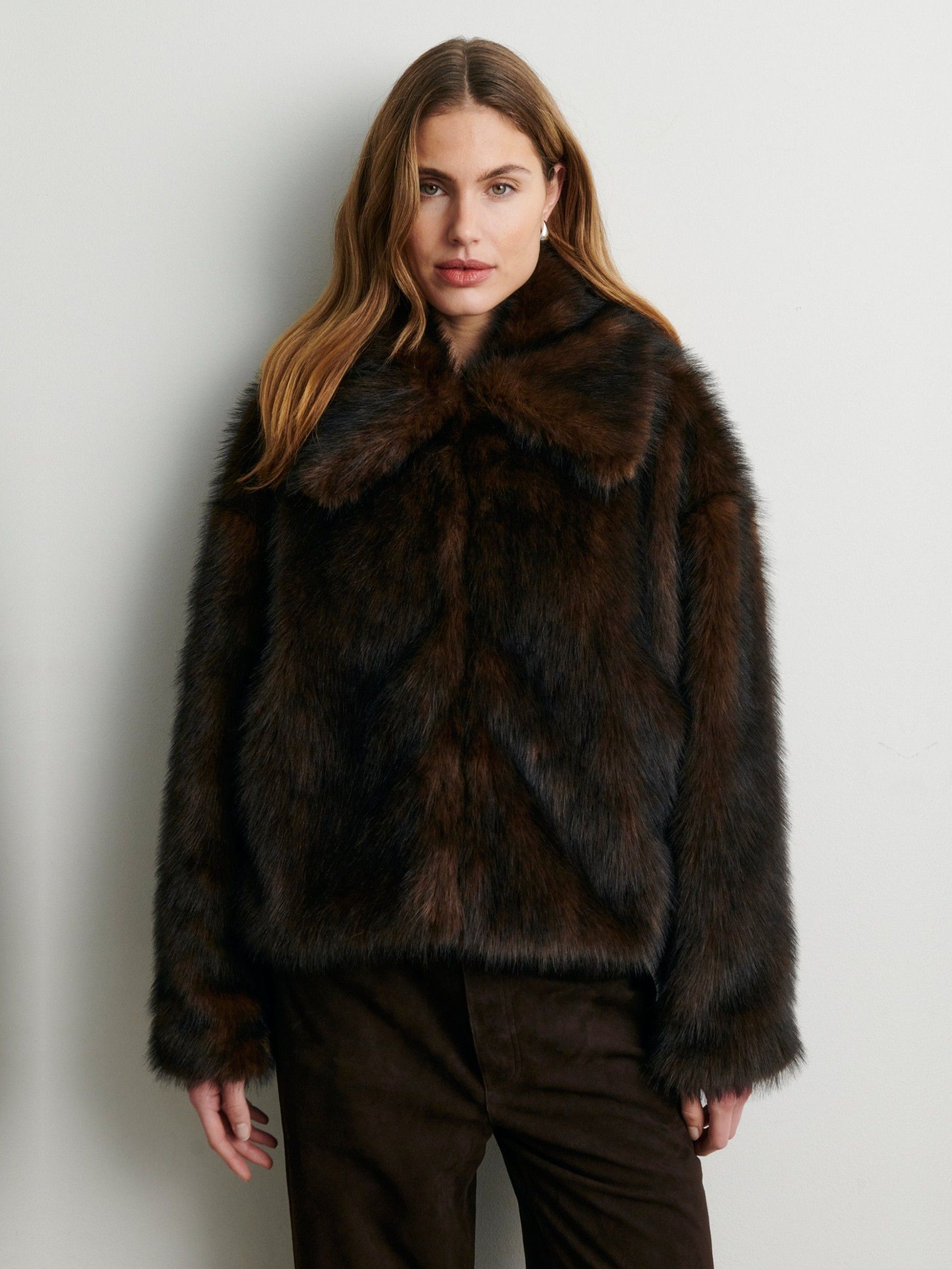 SECOND FEMALE - BLAZER - Bruin
