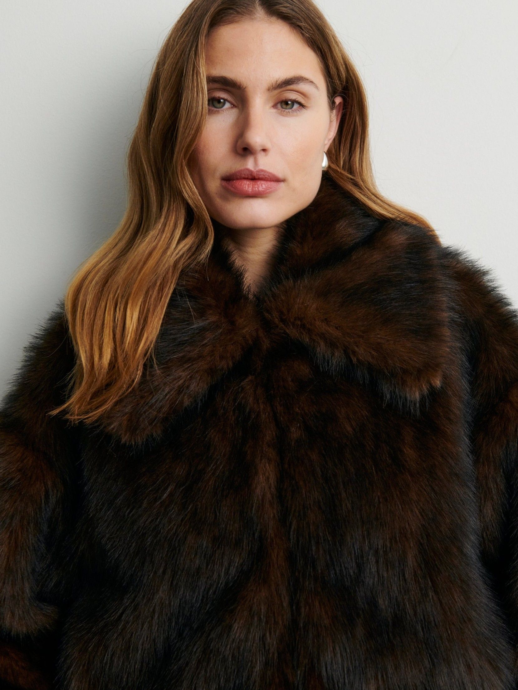 SECOND FEMALE - BLAZER - Bruin