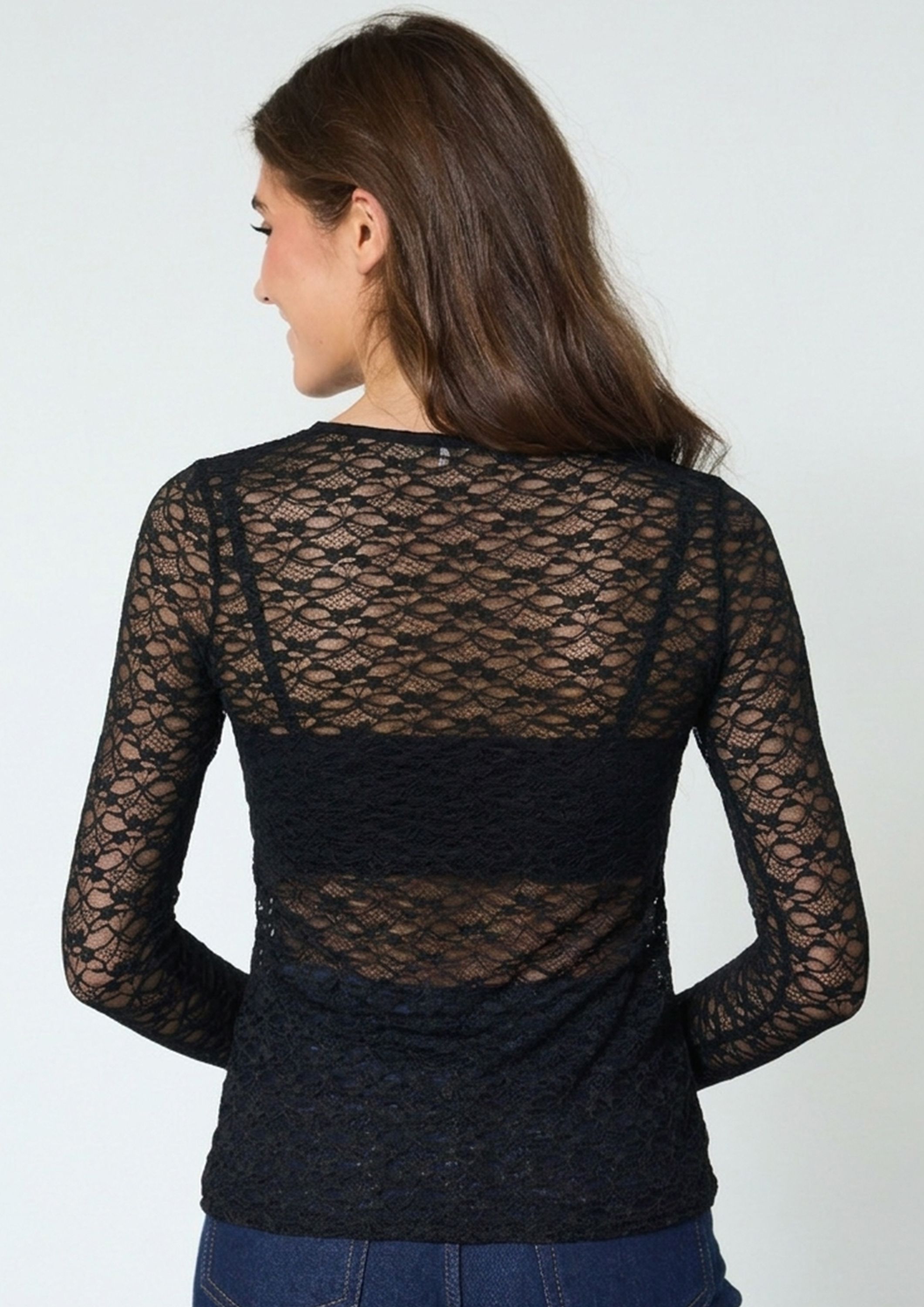 SISTERS POINT - SHIRT - Zwart