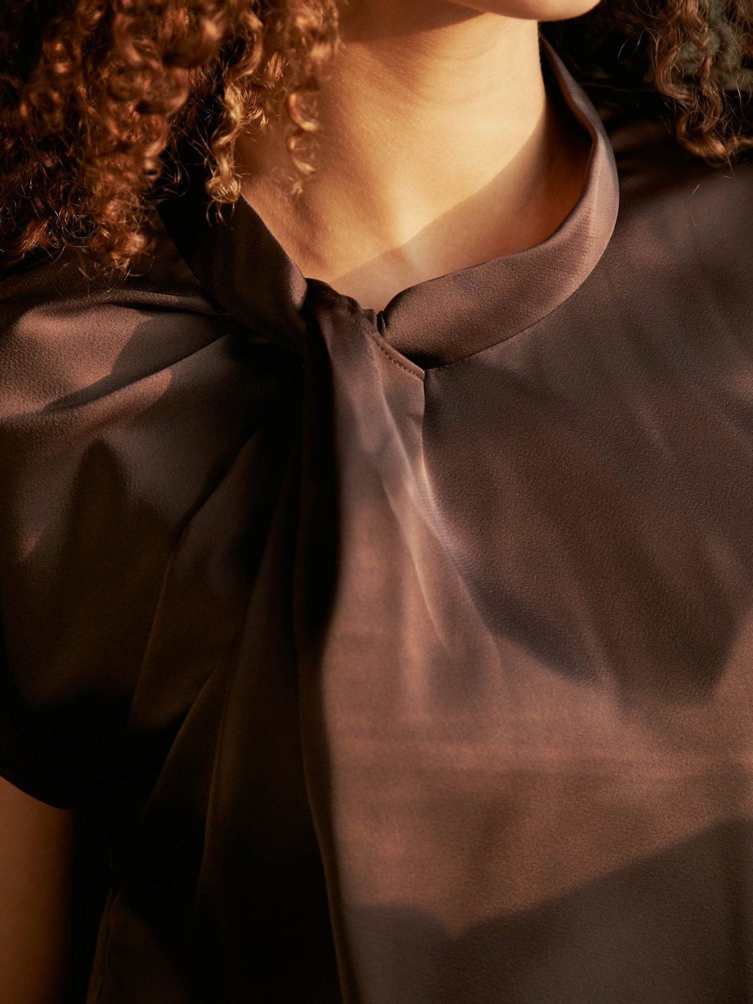 NEO NOIR - BLOUSE - Bruin