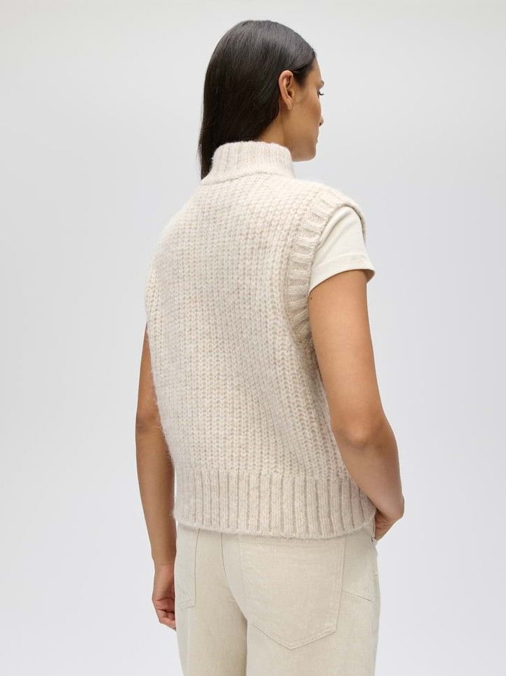 OPUS - JAS - Off white