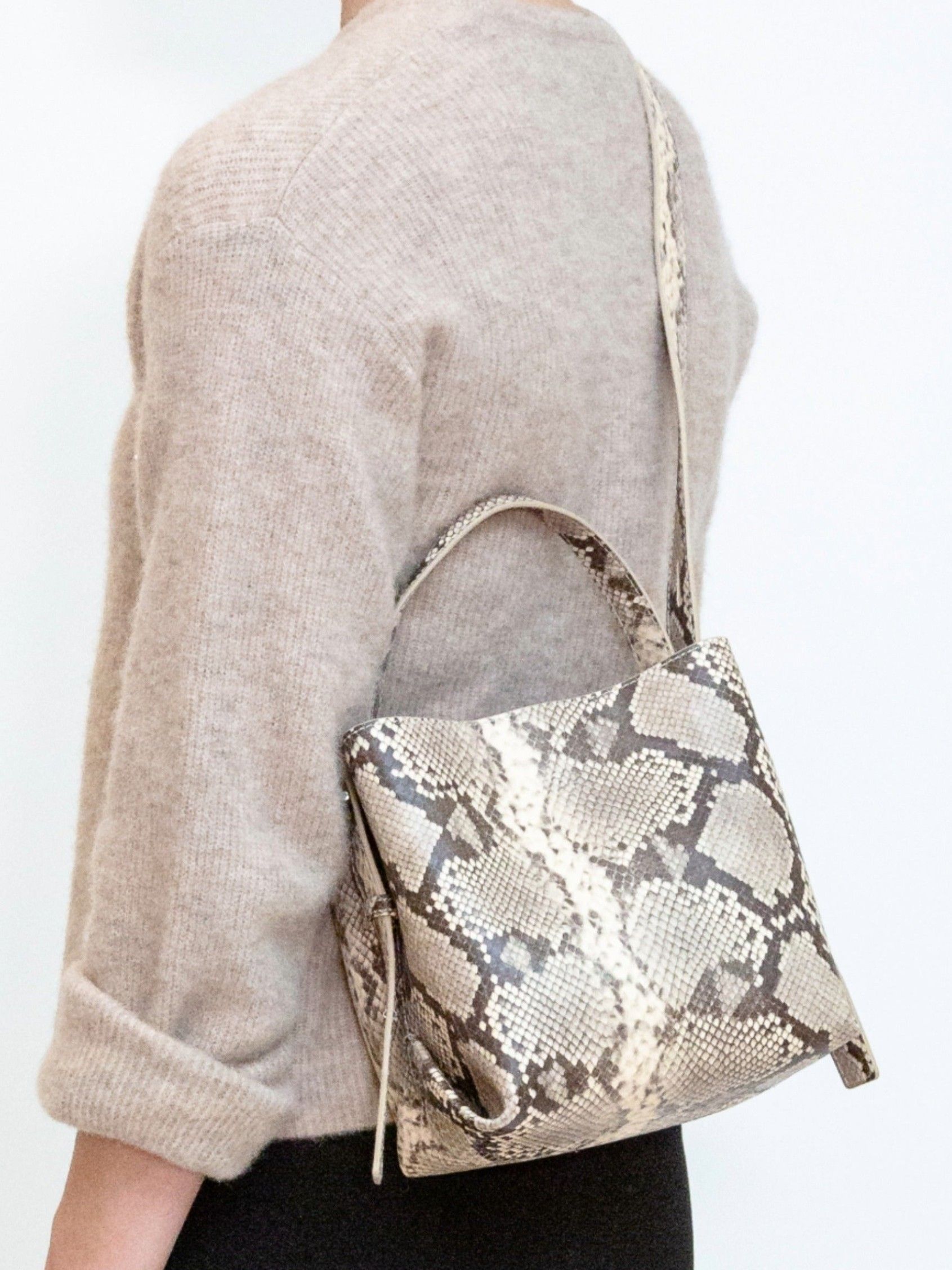 HVISK - TAS - Off white