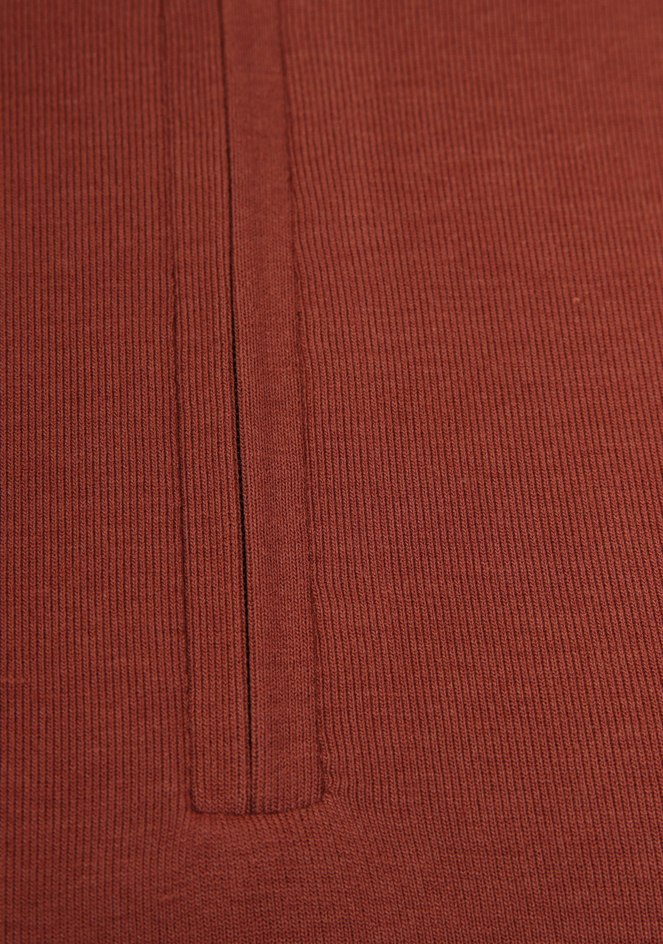 MOSCOW - TRUI - Rood