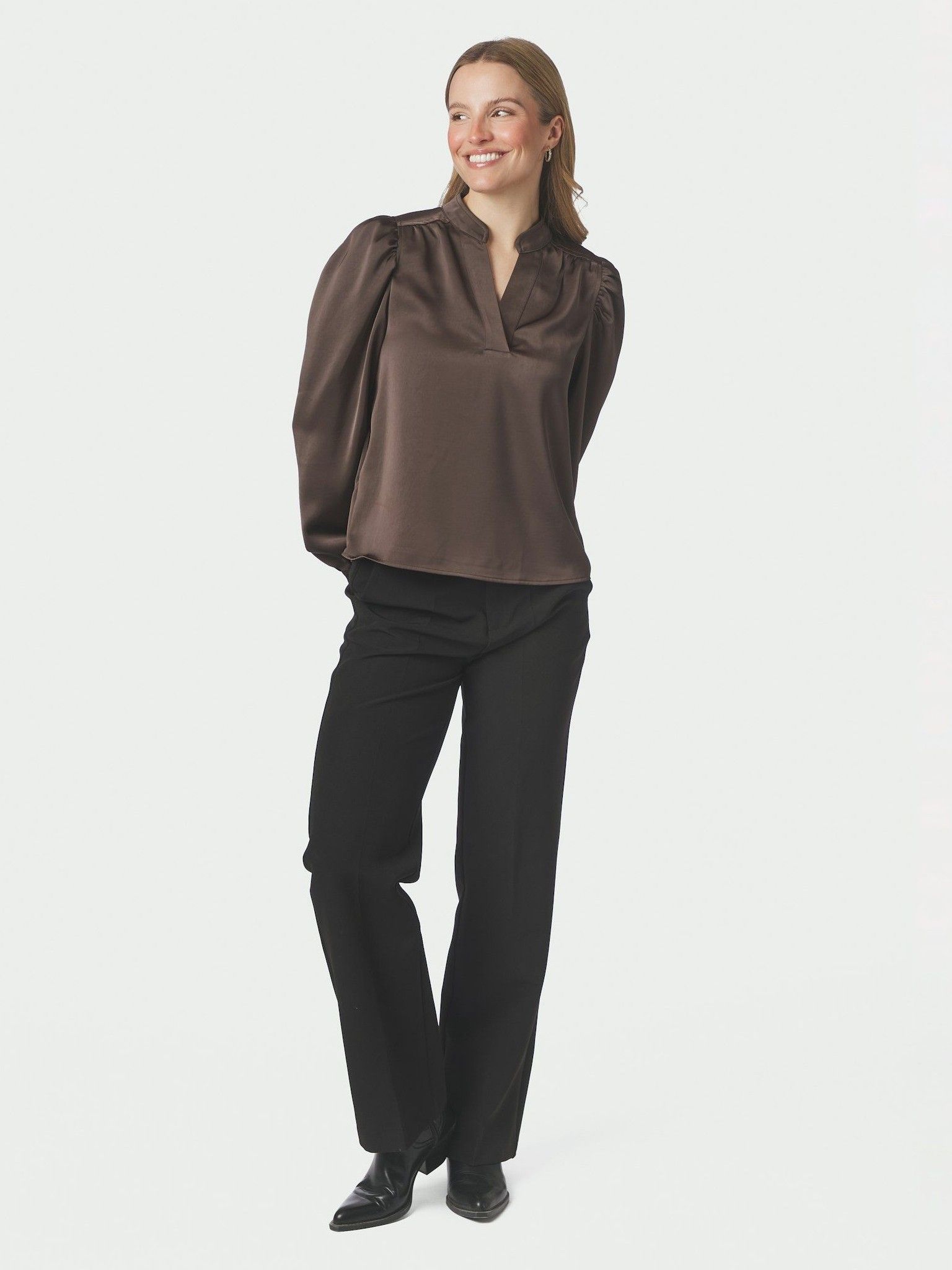 NEO NOIR - BLOUSE - Bruin