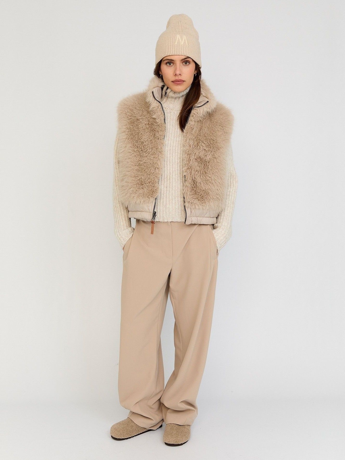 MOSCOW - JAS - Beige