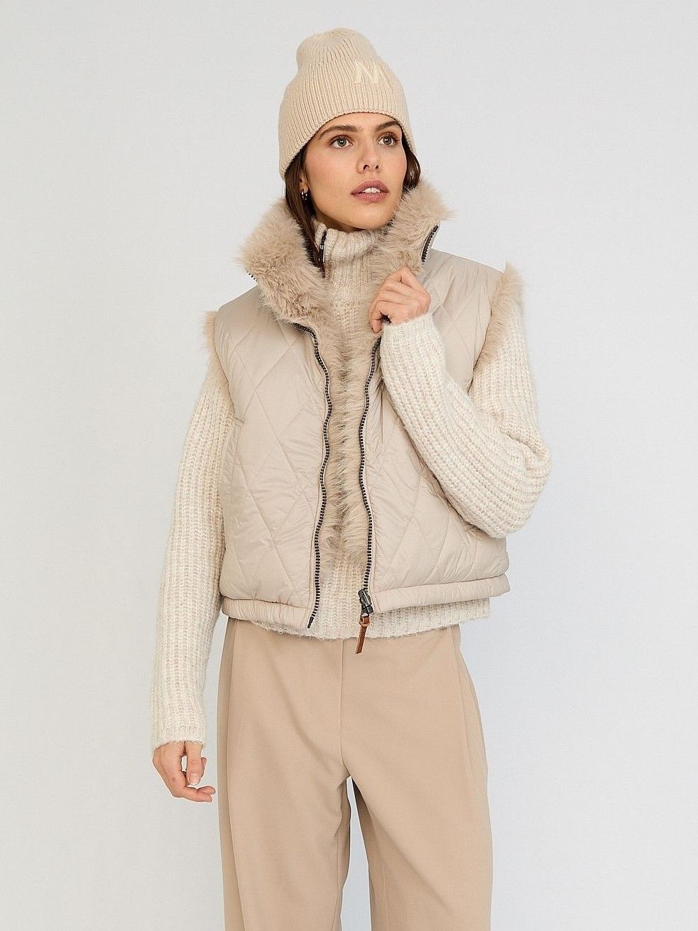 MOSCOW - JAS - Beige