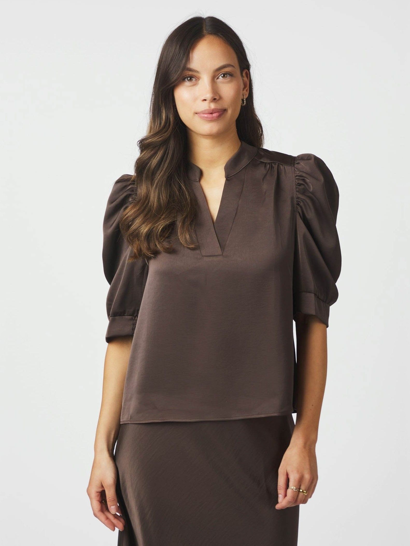 NEO NOIR - BLOUSE - Bruin