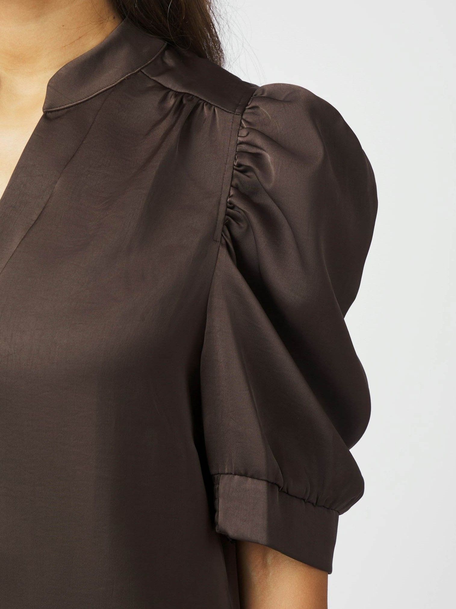NEO NOIR - BLOUSE - Bruin