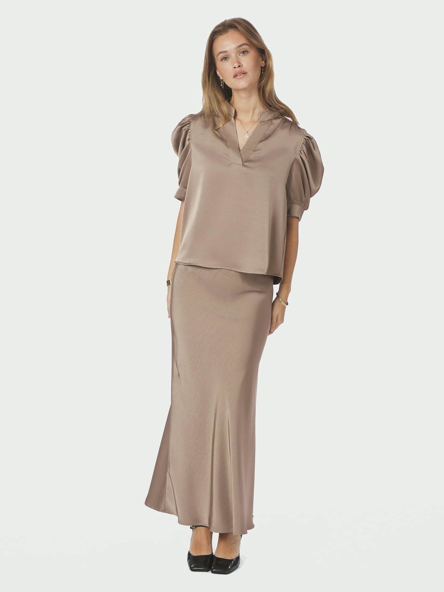NEO NOIR - BLOUSE - Bruin