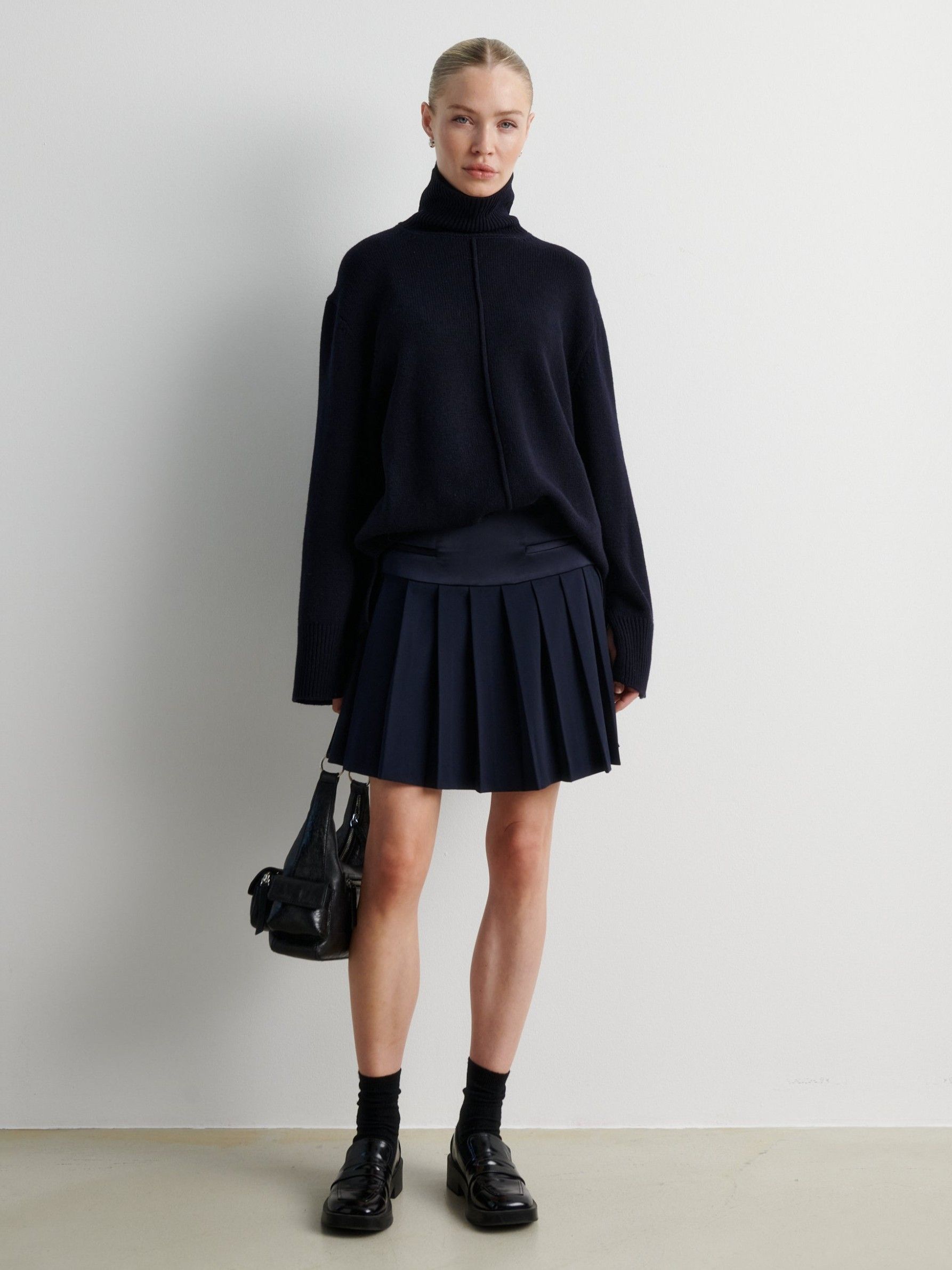SECOND FEMALE - ROK - Blauw