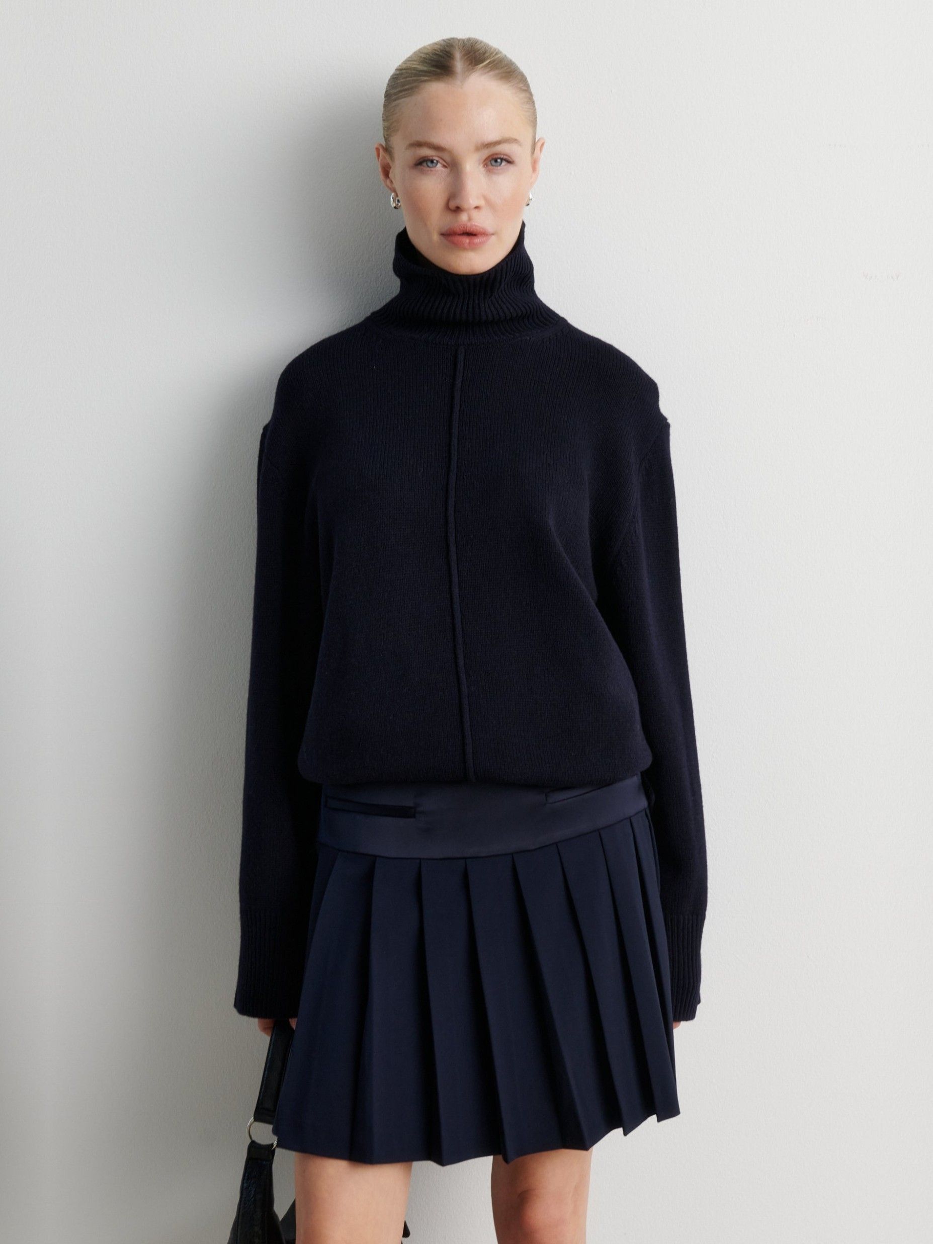 SECOND FEMALE - TRUI - Blauw