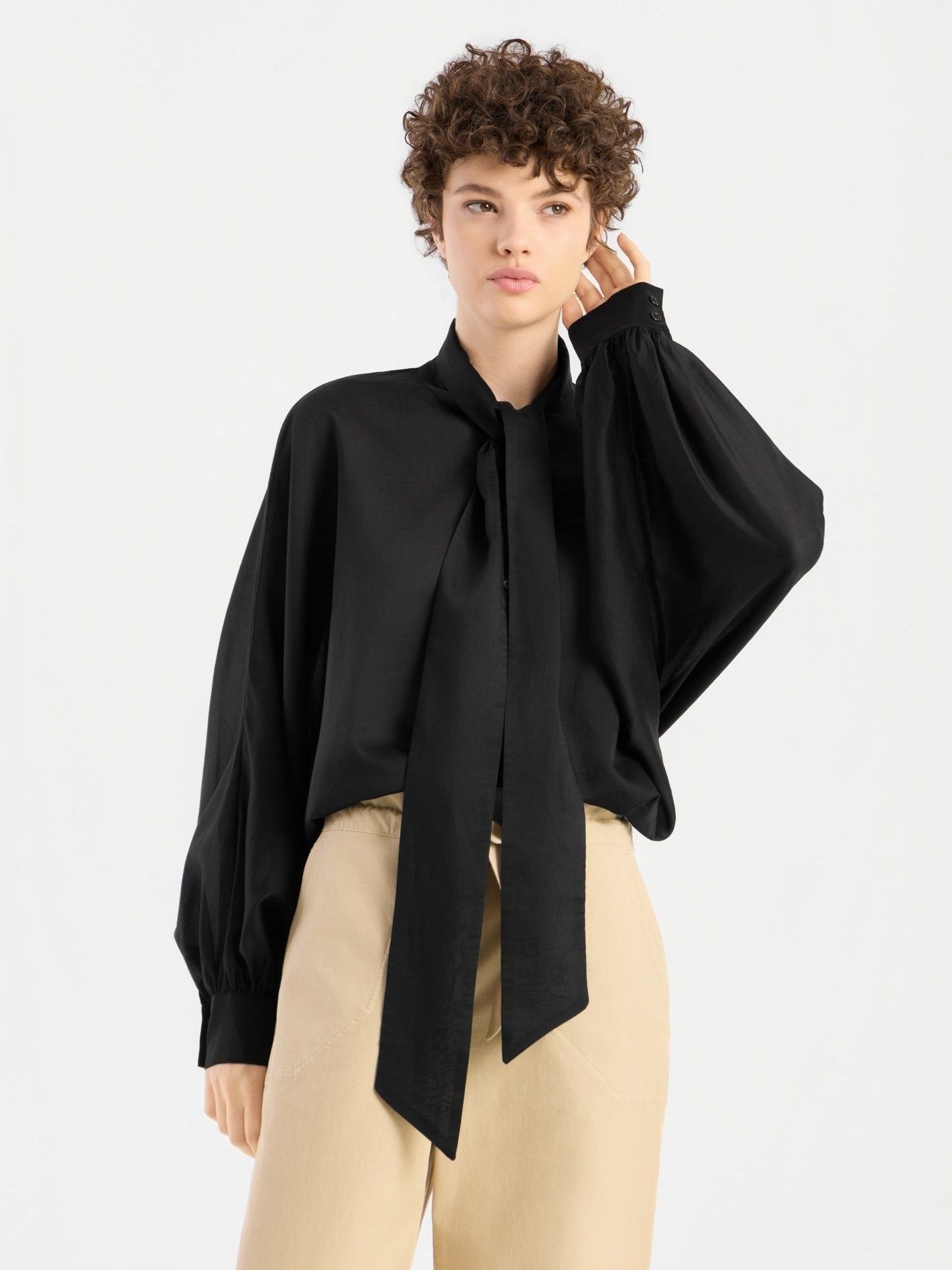 SOSUE - BLOUSE - Zwart