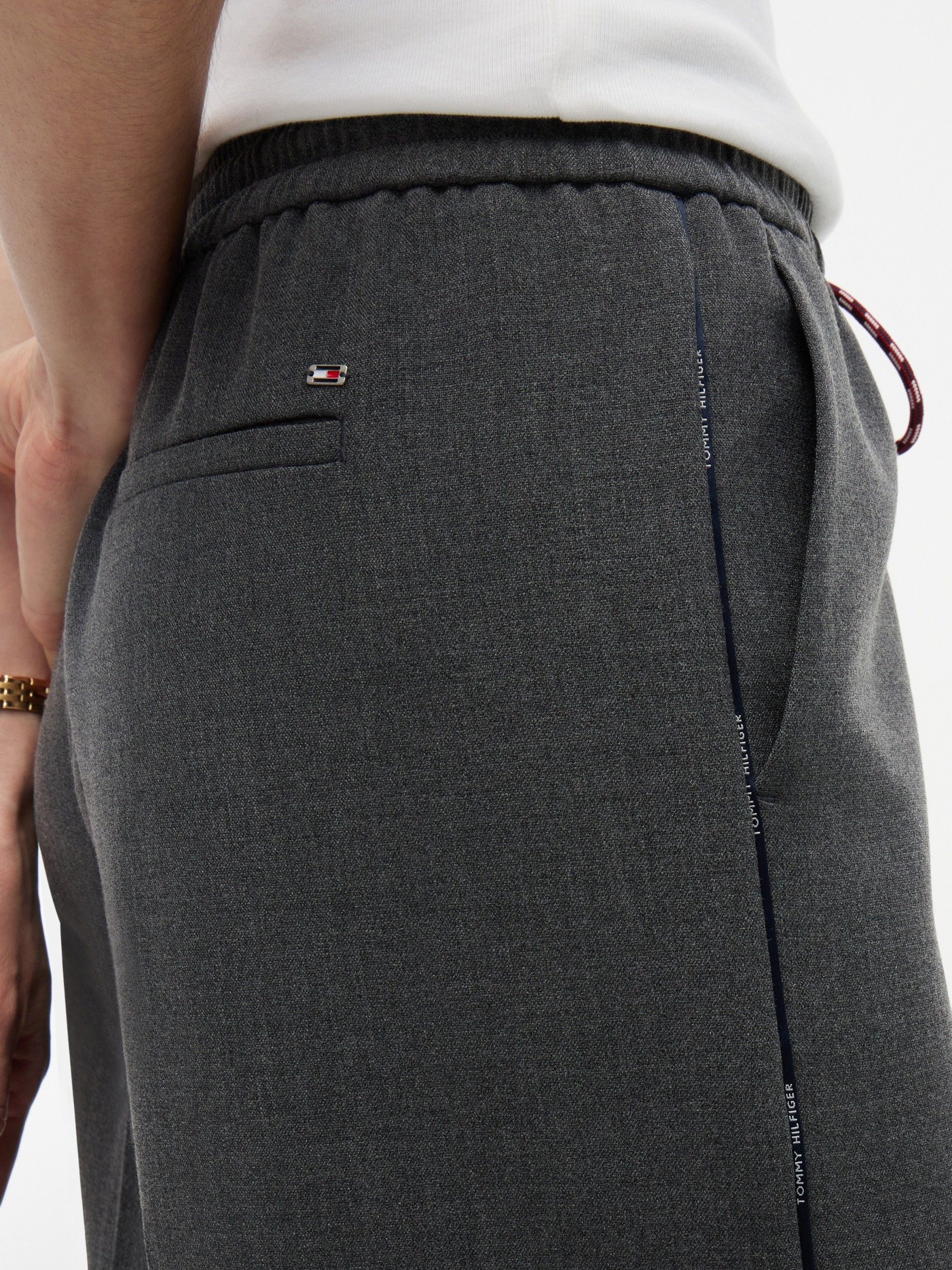 TOMMY HILFIGER - BROEK - Grijs