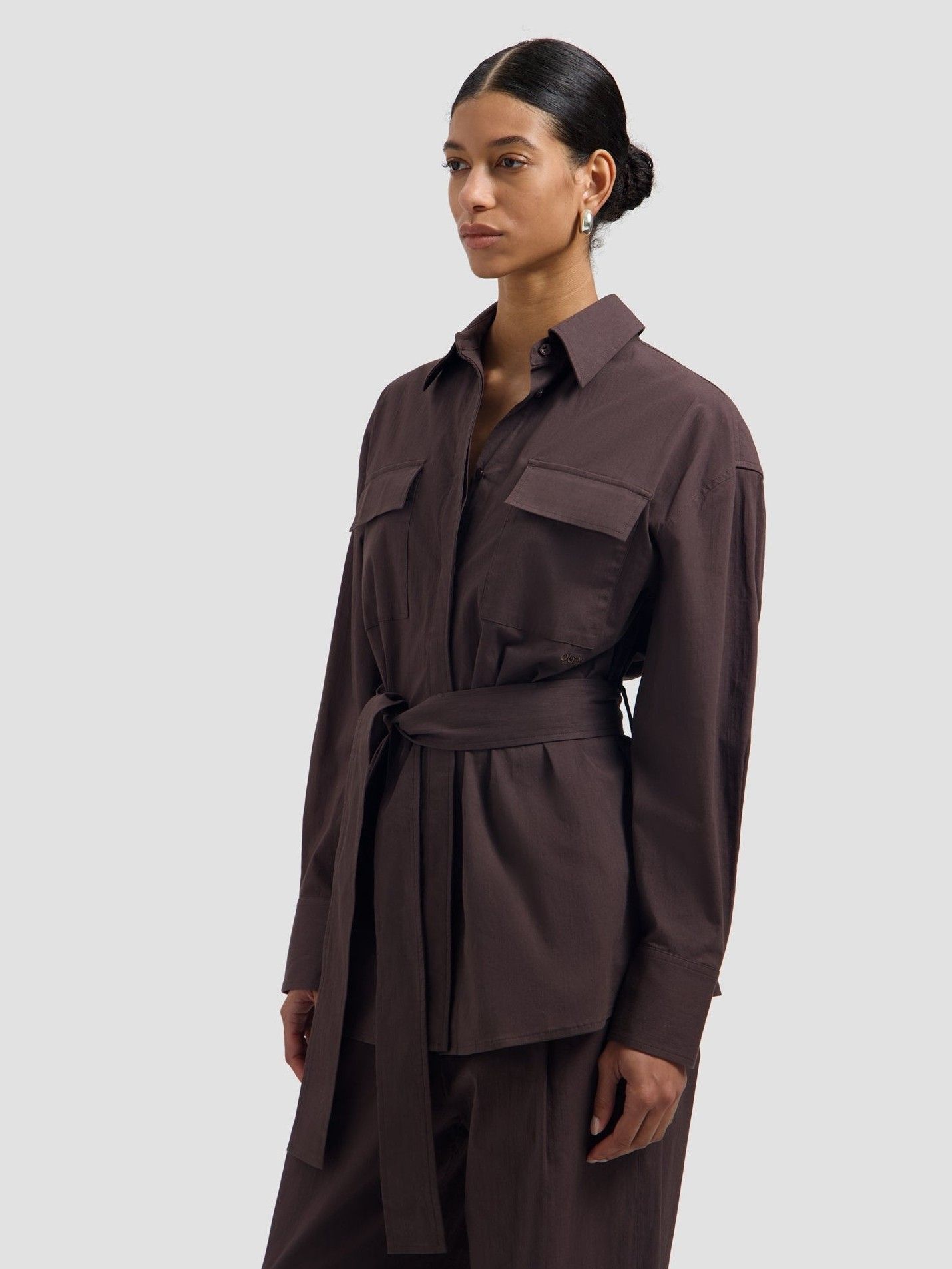 OLAF - BLOUSE - Bruin