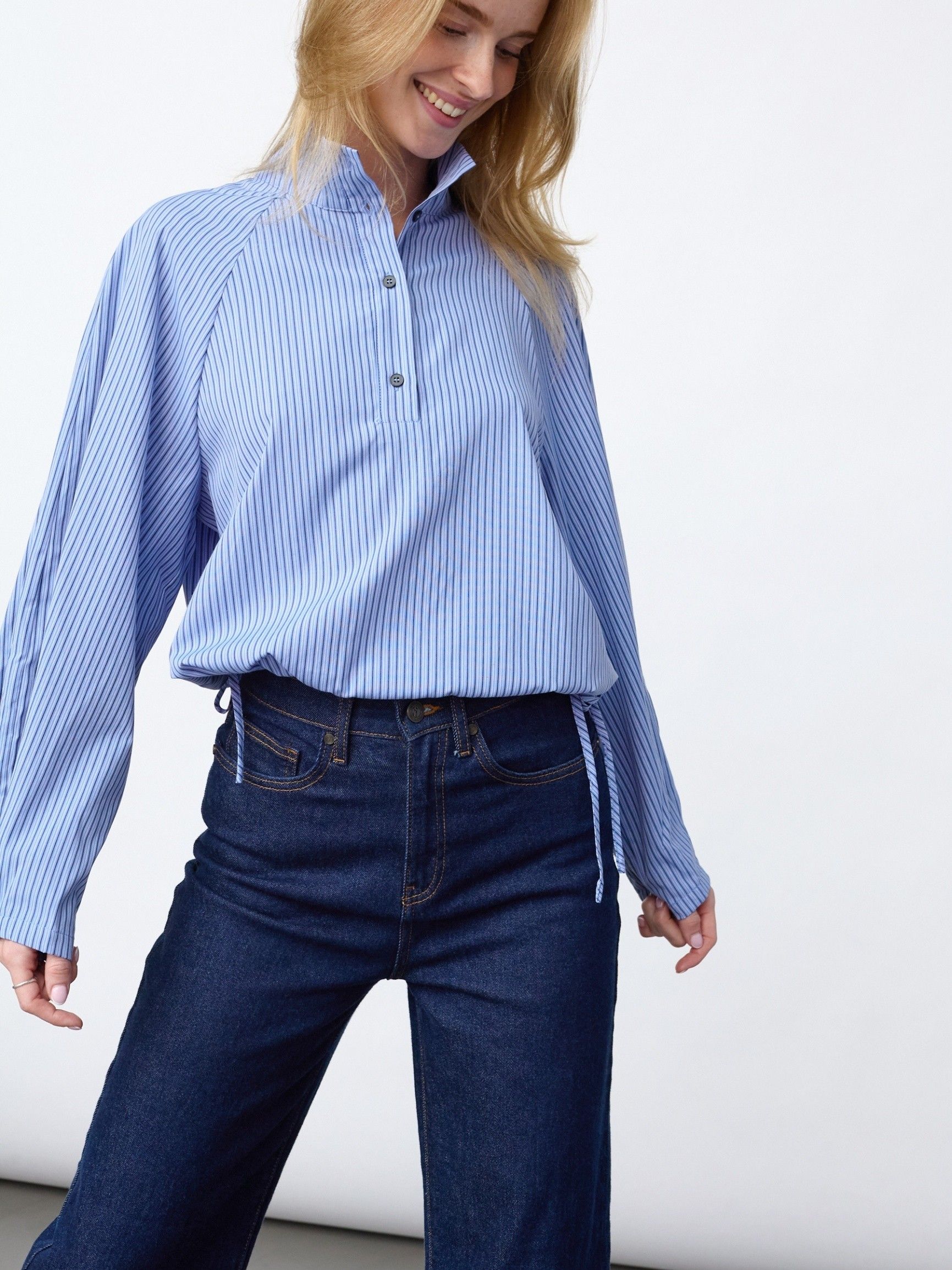SISTERS POINT - BLOUSE - Blauw