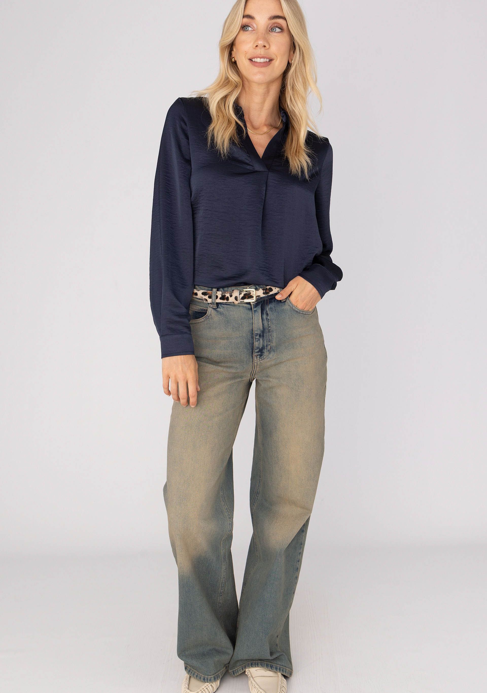 ANNA VAN TOOR - BLOUSE - Blauw