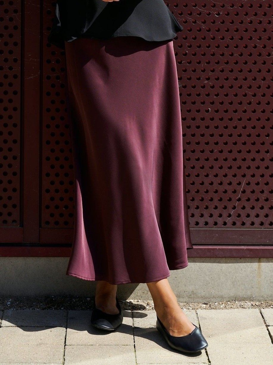 NEO NOIR - ROK - Rood
