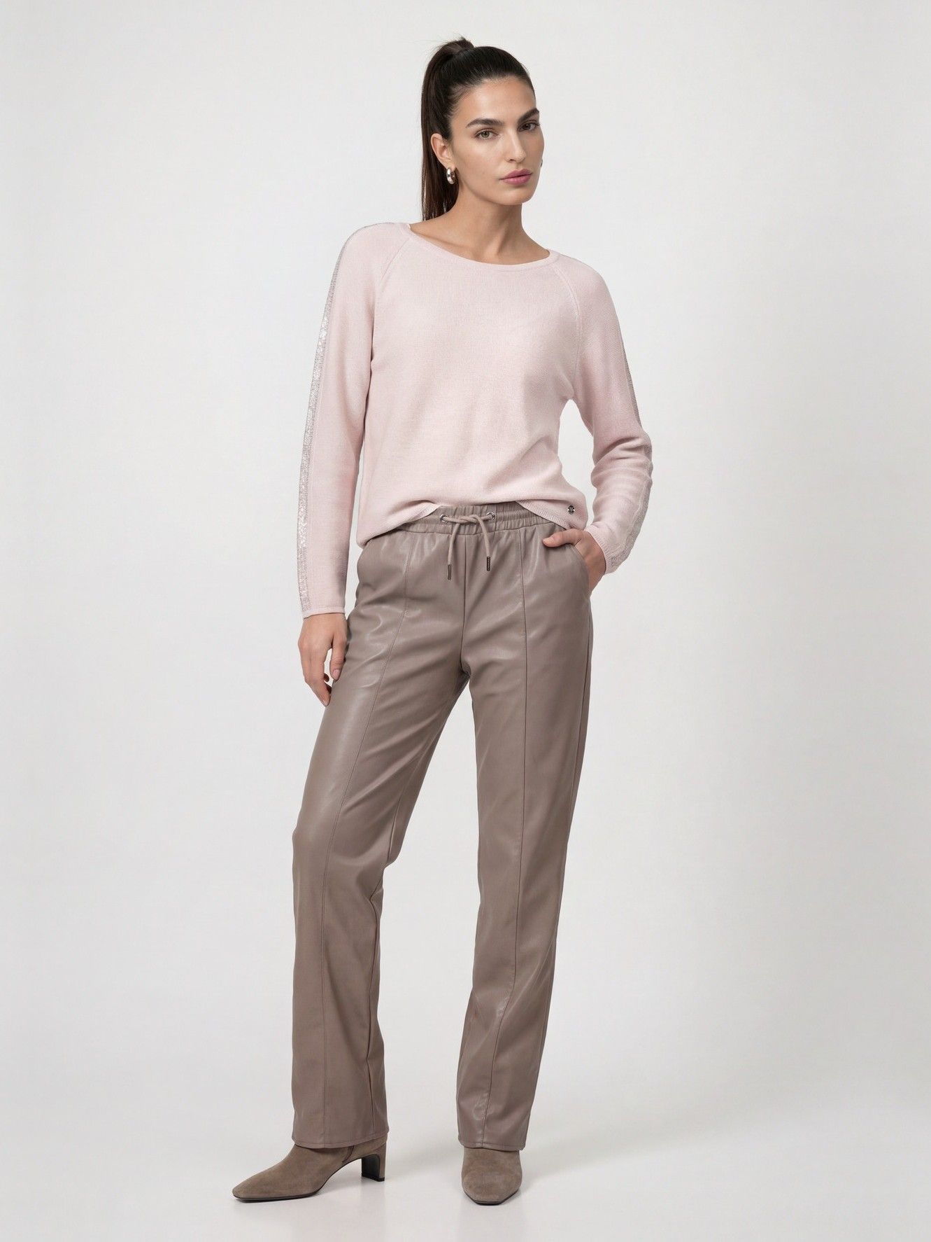 MONARI - TRUI - Roze