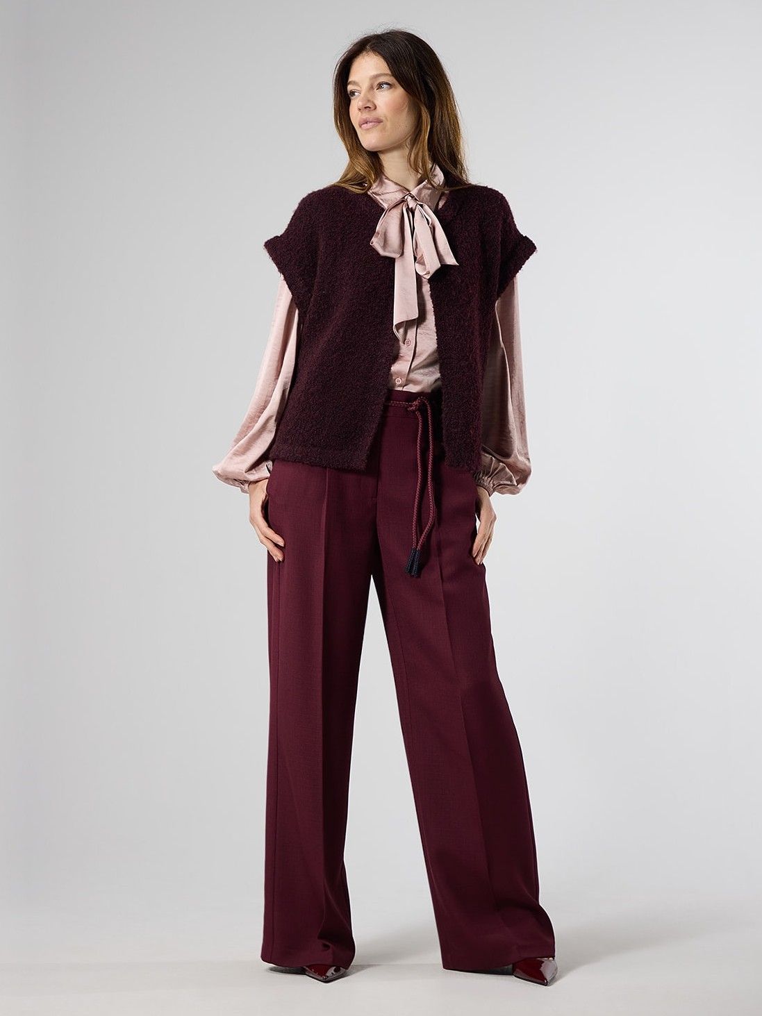 LABEL DOT - JAS - Rood