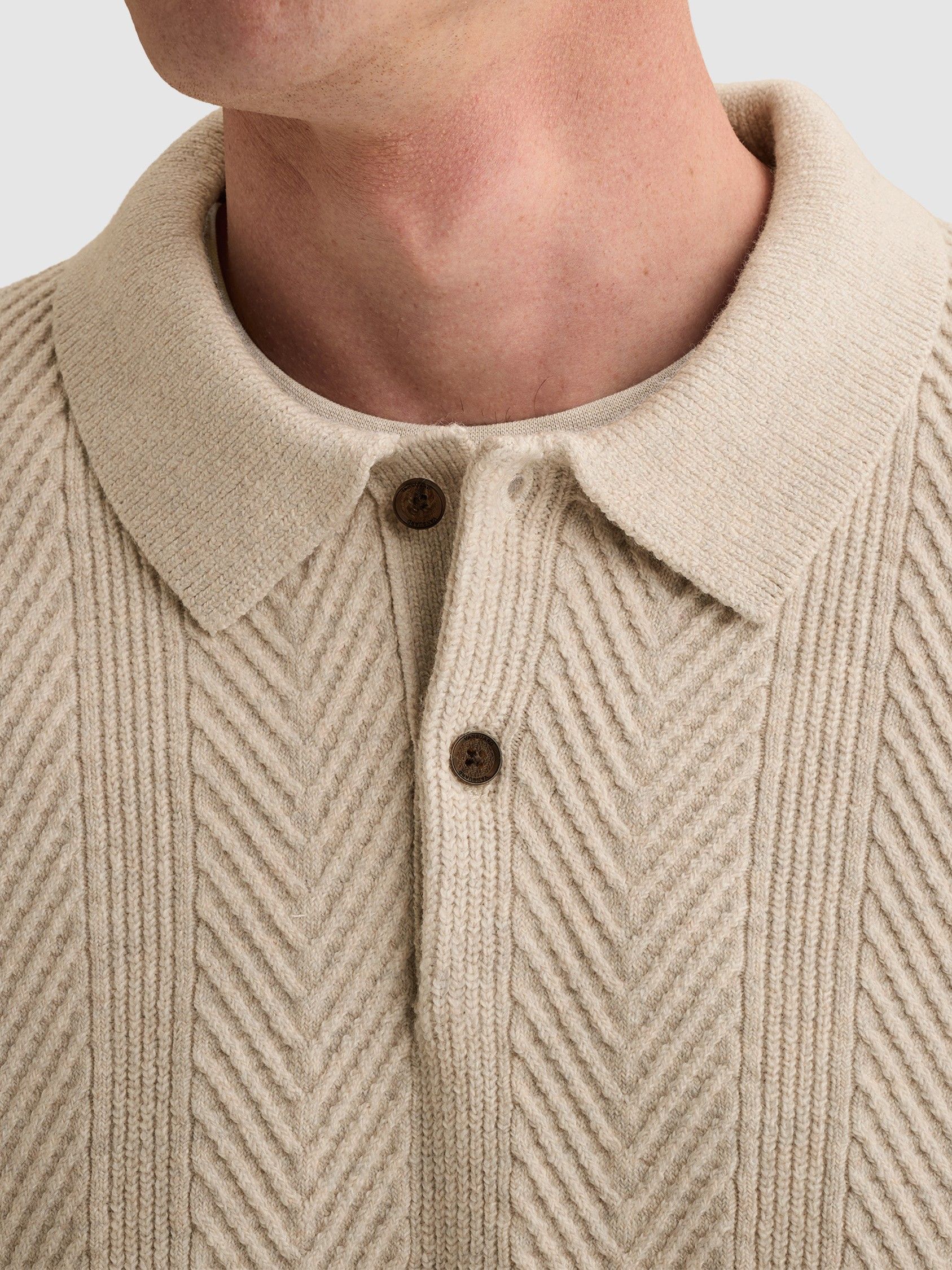 VANGUARD - TRUI - Beige
