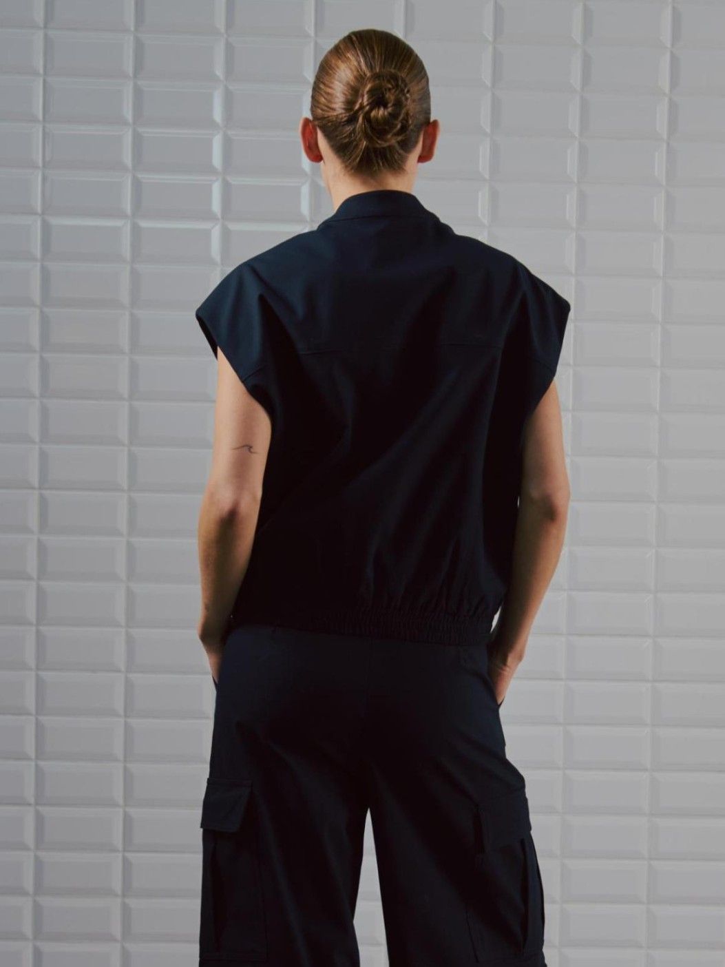 WITH BLACK - GILET - Blauw