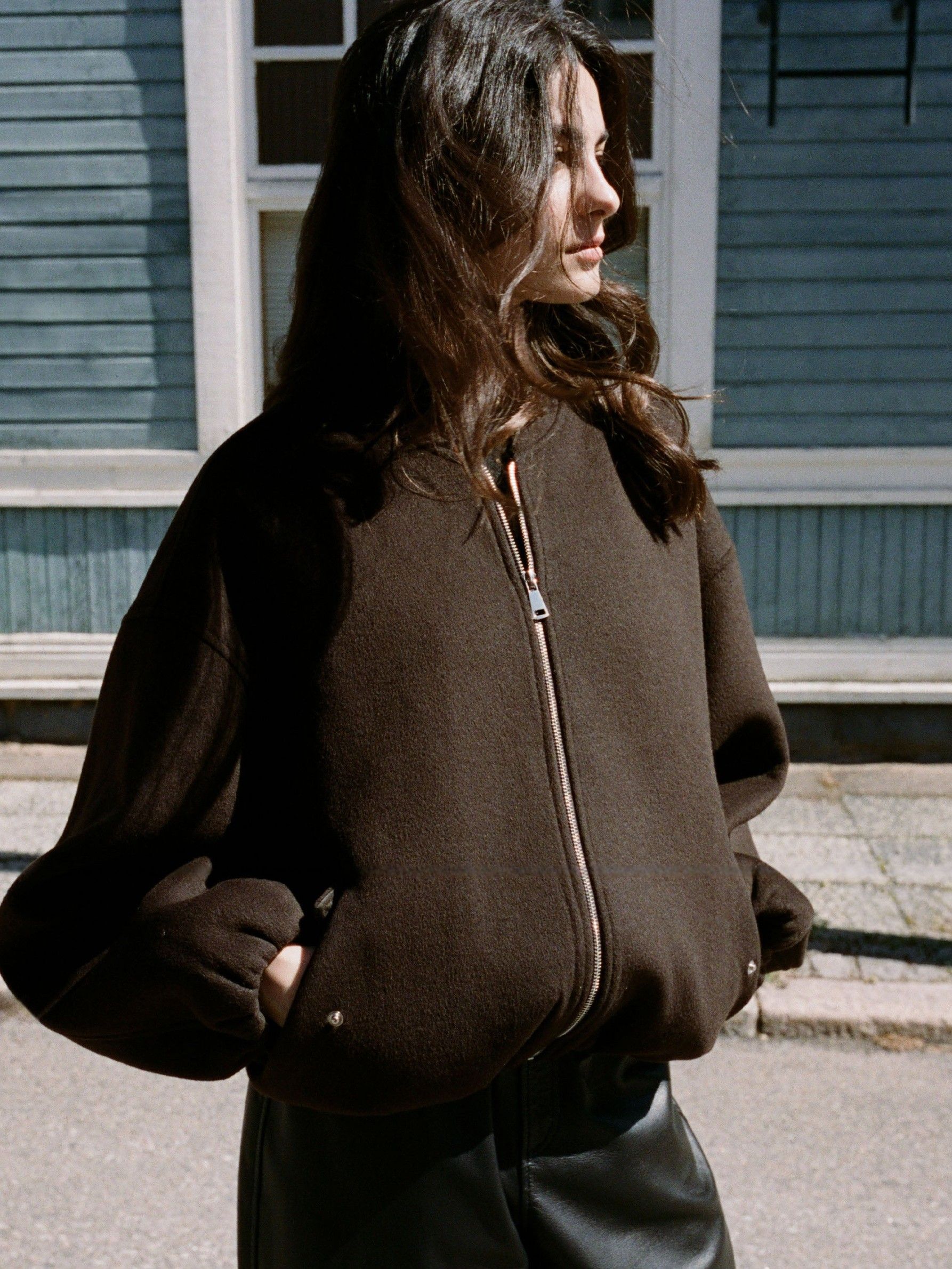 STUDIO AR - JAS - Bruin